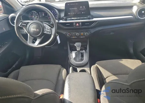 2023 Kia Forte Lx z USA, uszkodzony, nr VIN 3KPF24AD5PE659111